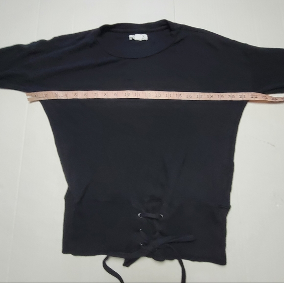 VELVET BY GRAHAM AND SPENCER TOP - Picture 9 of 11